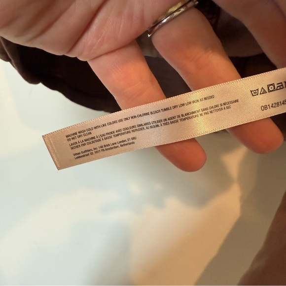 Urban Outfitters Out From Under Brown Cropped Zip Jacket Womens Size Medium Boho - Picture 5 of 9